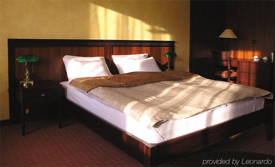 The Regent Club Hotel Ниш Номер фото